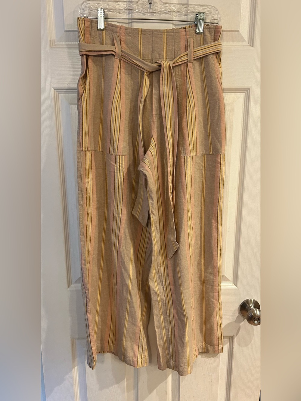 American Eagle Outfitters Tan, Pink & Yellow Striped Pants with Tie Waist
